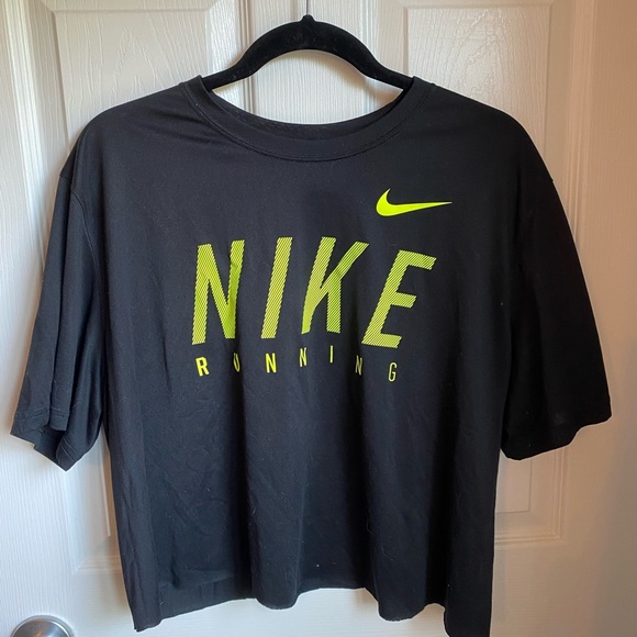 Nike Dri-Fit Cropped Running T-Shirt - Picture 1 of 1